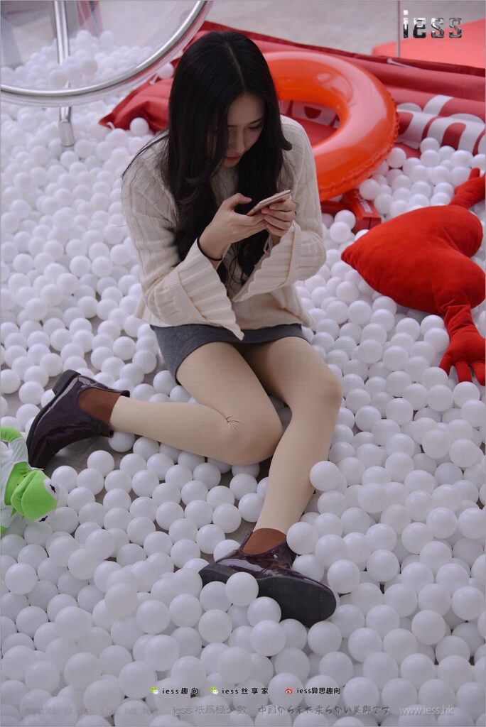 [IESS异思趣向] 2017.12.08 丝足便当176：《卧槽，裤袜》幸子 [99P/117MB]插图2