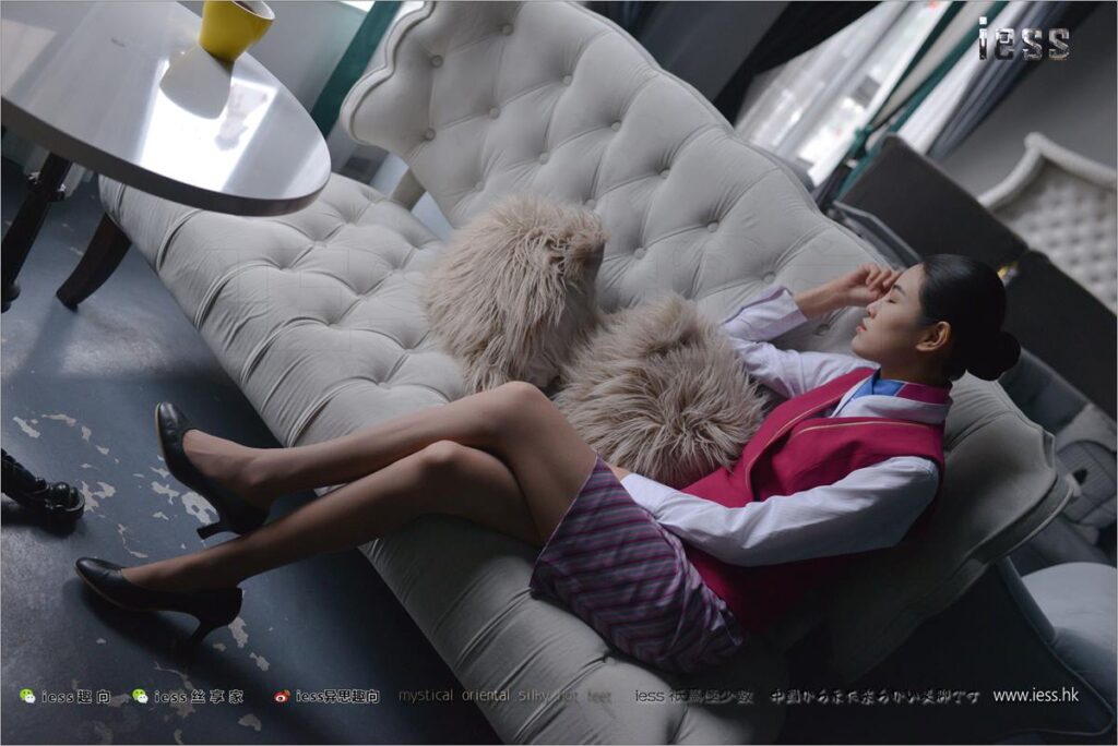 [IESS异思趣向] 2018.01.18 丝足便当188：医心《空姐医心》[99P/158MB]插图1