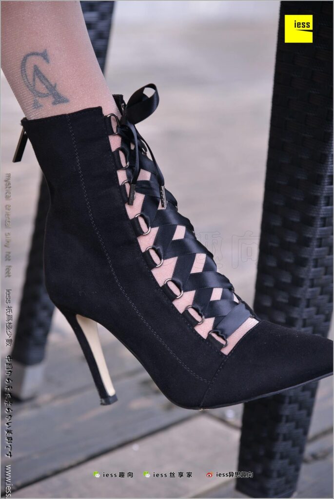 [IESS异思趣向] 2018.02.14 丝足便当199：《颜值即正义》潇潇 [99P/153MB]插图3