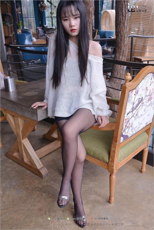 [IESS异思趣向] 2018.02.25 丝足便当204：《长大的女孩要穿嘿丝》琪琪 [99P/138MB]-无料摄影圈