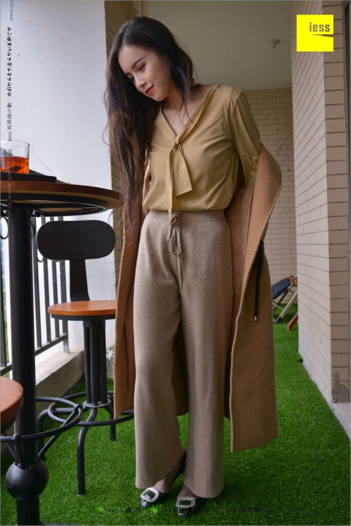 [IESS异思趣向] 2018.04.15 丝足便当218：《小羽、船袜、短丝和平底鞋》精简版 [99P/114MB]插图3