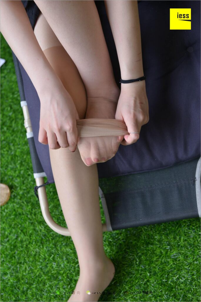 [IESS异思趣向] 2018.05.22 丝足便当234：《上上下下的享受》名利姐 [92P/153MB]插图3