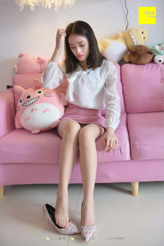 [IESS异思趣向] 2018.06.27 丝足便当245：《闷》姗姗 [99P/127MB]-无料摄影圈