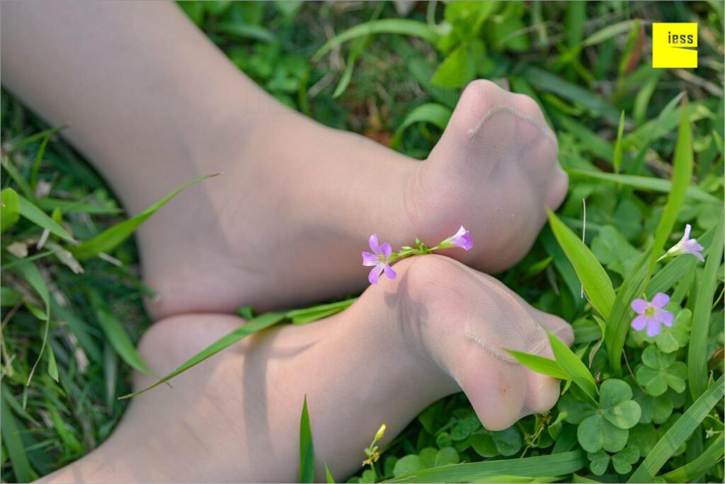 [IESS异思趣向] 2018.09.03 丝足便当：《梦呓4–白日梦》馨月插图1