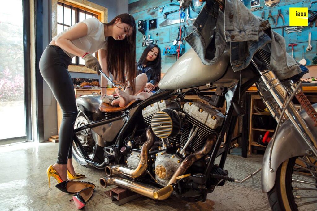 [IESS异思趣向] 2018.06.13 《魔鬼周三》特刊22期：典藏级机车之恋 II [92P/79MB]插图3