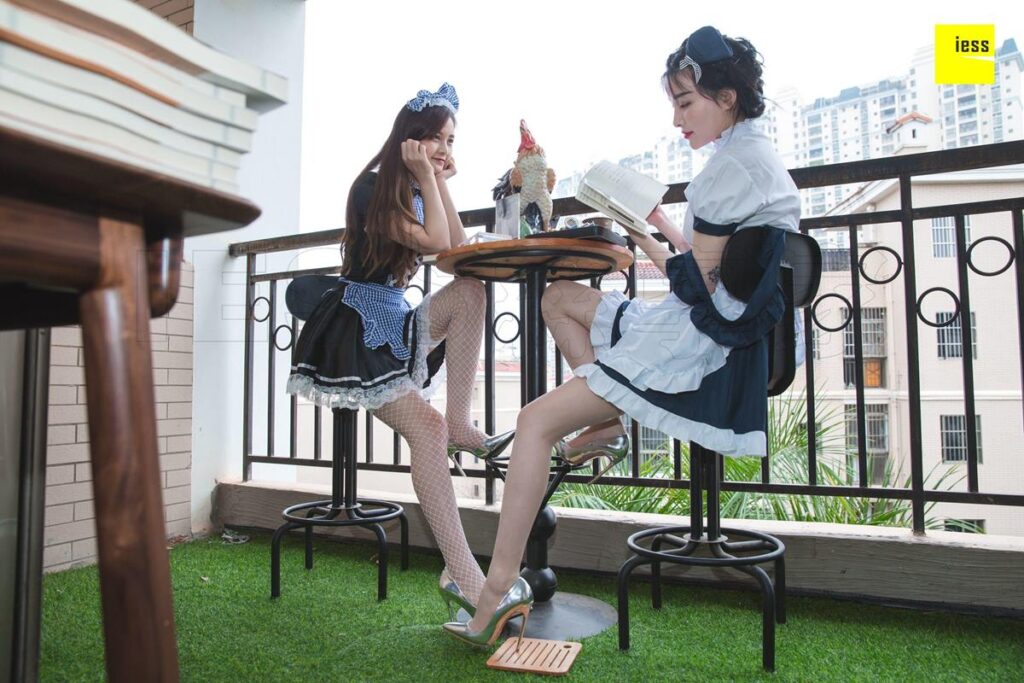 [IESS异思趣向] 2018.11.14《魔鬼周三》特刊42期：九妹、梦梦 双生女仆Ⅱ [80P/76.5MB]插图1