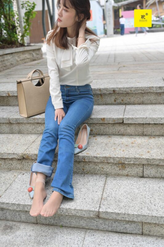 [IESS异思趣向]039 第N种幻想之《婉萍的一天》③ 婉萍[93P/205MB]-无料摄影圈