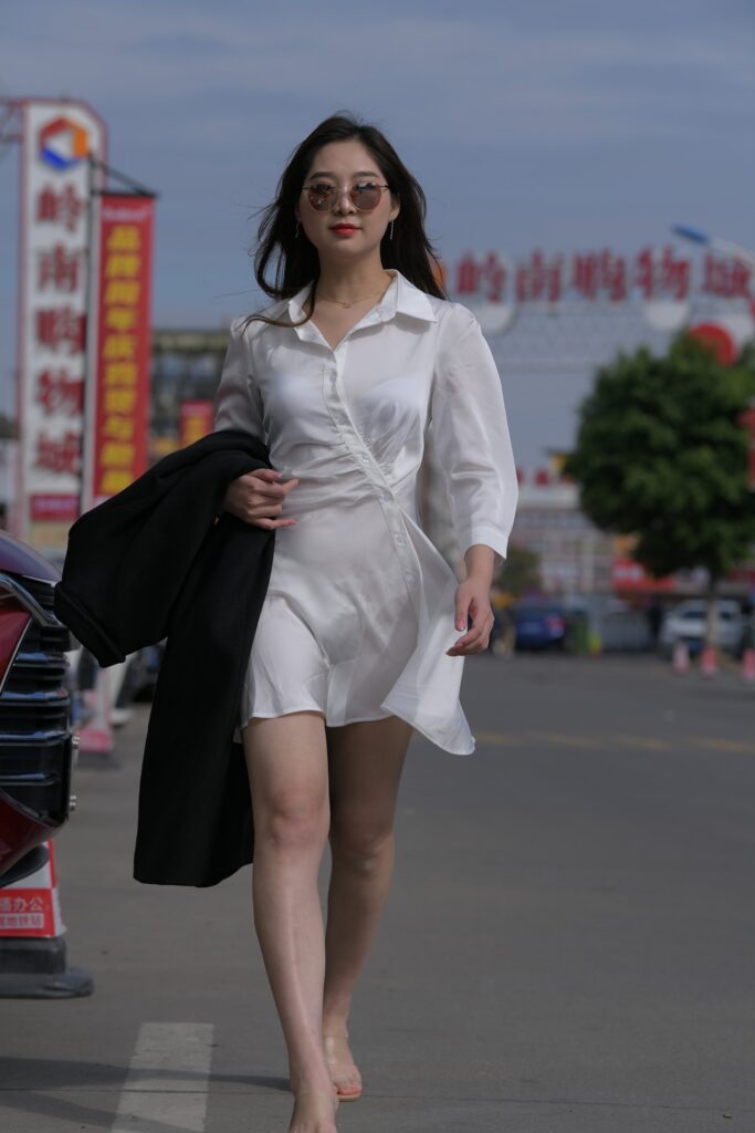 精选街拍 No.426 白嫩迷人的（三） [70P/68M]插图2