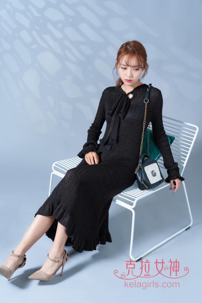 [Kelagirls克拉女神]2020.04.01《淑女抬脚》小岚[27P/426MB]插图2