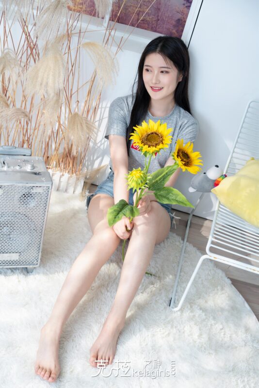 [Kelagirls克拉女神]2021.05.19《萌妹人字拖》嘉萌[23P/395MB]-无料摄影圈