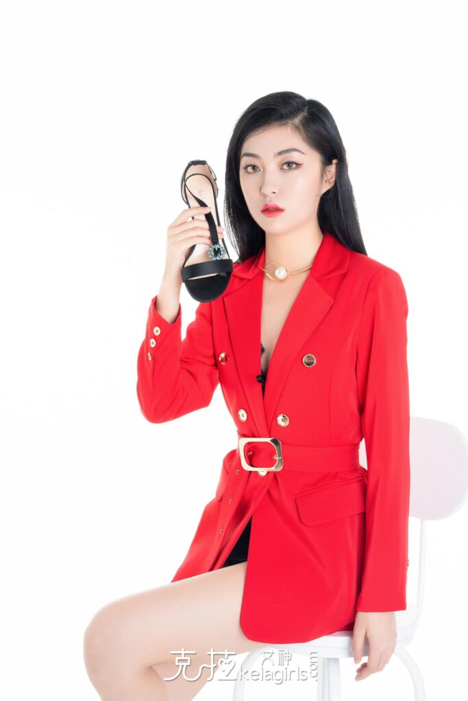 [Kelagirls克拉女神]2021.11.18《帅气凉高》楚楚[25P/226MB]插图3