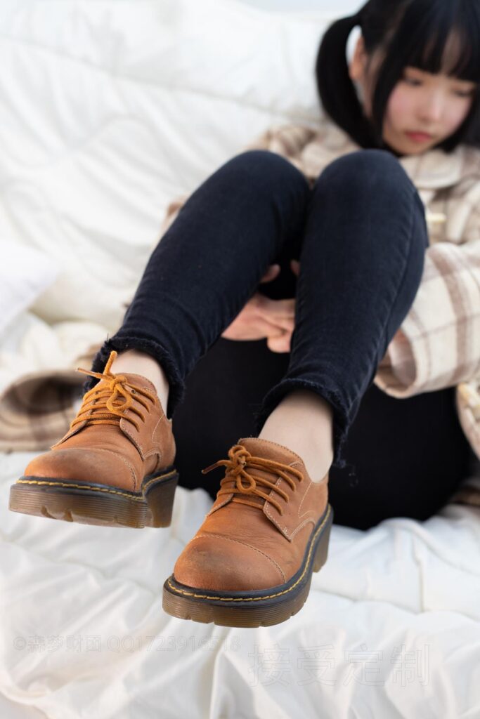 森萝财团精品@爱花写真-ALPHA-018 初冬肉丝妹妹泡脚 [121P/1.56GB]插图3