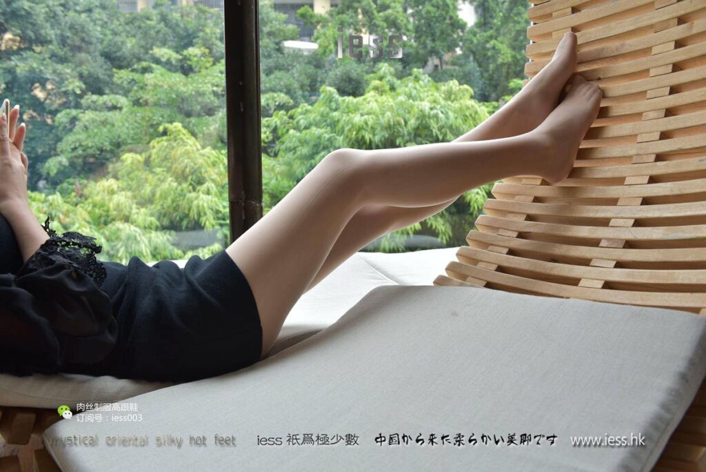 [IESS异思趣向] 2017.05.22 丝享家012：《咖啡馆小憩Ⅱ》疏影 [92P/77.2MB]插图1