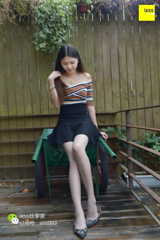 [IESS异思趣向] 2017.08.07 丝享家037：《超美高挑的七七》七七 [99P/75.7MB]-无料摄影圈