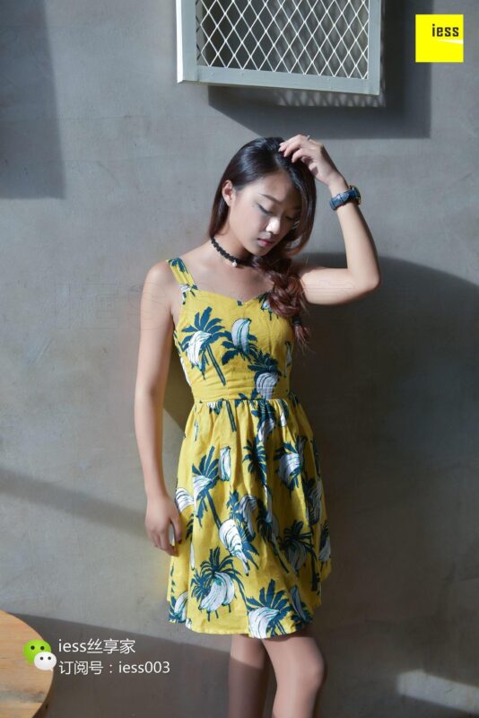 [IESS异思趣向] 2017.08.15 丝享家043：《东北妹纸爱上棕色丝袜》小北 [99P/63.7MB]-无料摄影圈