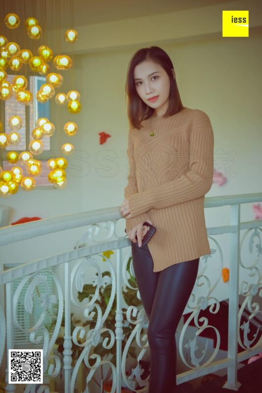 [IESS异思趣向] 2017.11.27 丝享家112：《包裹在皮裤里的肉丝》君君 [99P/35.5MB]-无料摄影圈