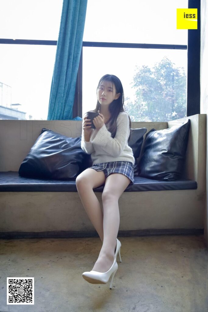 [IESS异思趣向] 2018.01.01 丝享家137：《新年新腿新气象》佳桢 [99P/37.8MB]插图1