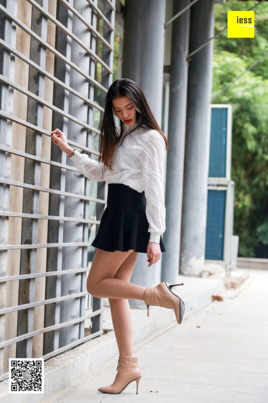 [IESS异思趣向] 2018.02.05 丝享家162：《裸色漆皮短靴》七七 [99P/35.9MB]-无料摄影圈