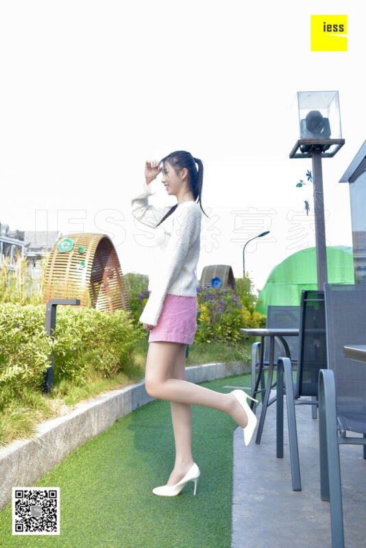 [IESS异思趣向] 2018.02.17 丝享家170：《清新粉色短裙肉丝》佳桢 [99P/49.3MB]-无料摄影圈