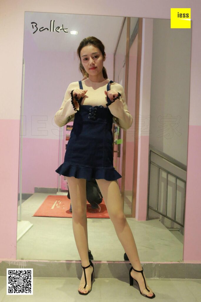 [IESS异思趣向] 2018.04.16 丝享家211：《牛仔短裙与肉丝凉高》晶晶 [99P/36.7MB]插图2