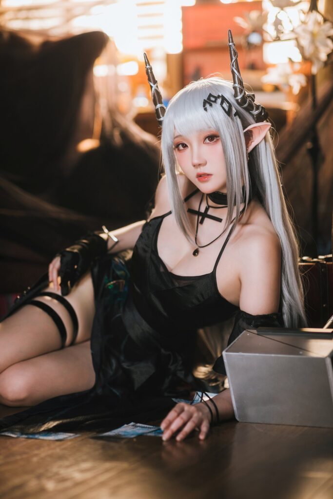 瓜希酱 NO.081 – 明日方舟 泥岩音律联觉 零号特工[25P/100MB]插图1