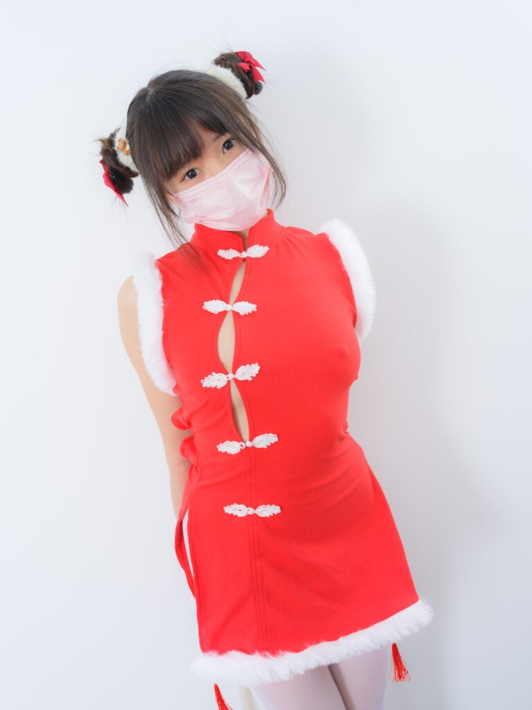 森萝财团写真 春雪 01E4K[109P/2V/6.12GB]插图2