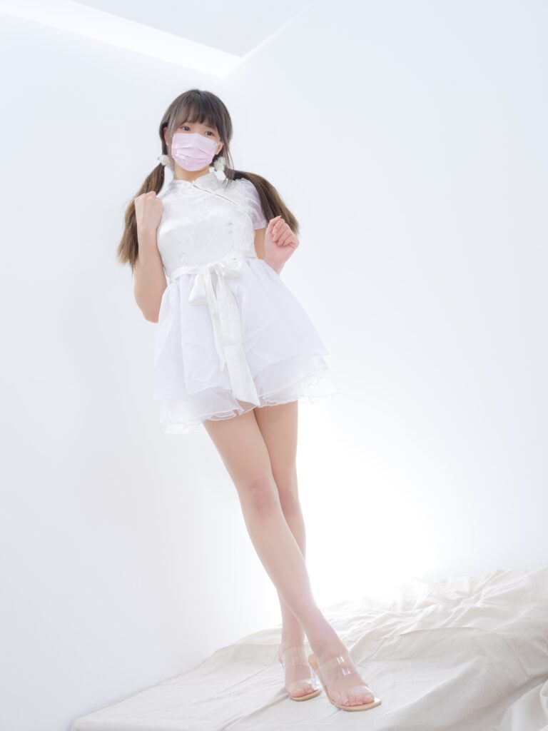 森萝财团写真 春雪 05E4K[115P/2V/5.16GB]插图3