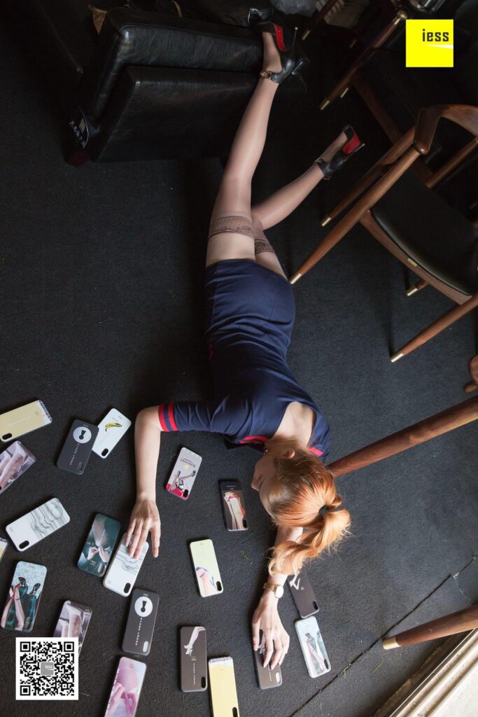 [IESS异思趣向] 2018.11.26 丝享家367：《秋秋手机壳炫富摔》秋秋 [80P/42MB]插图3