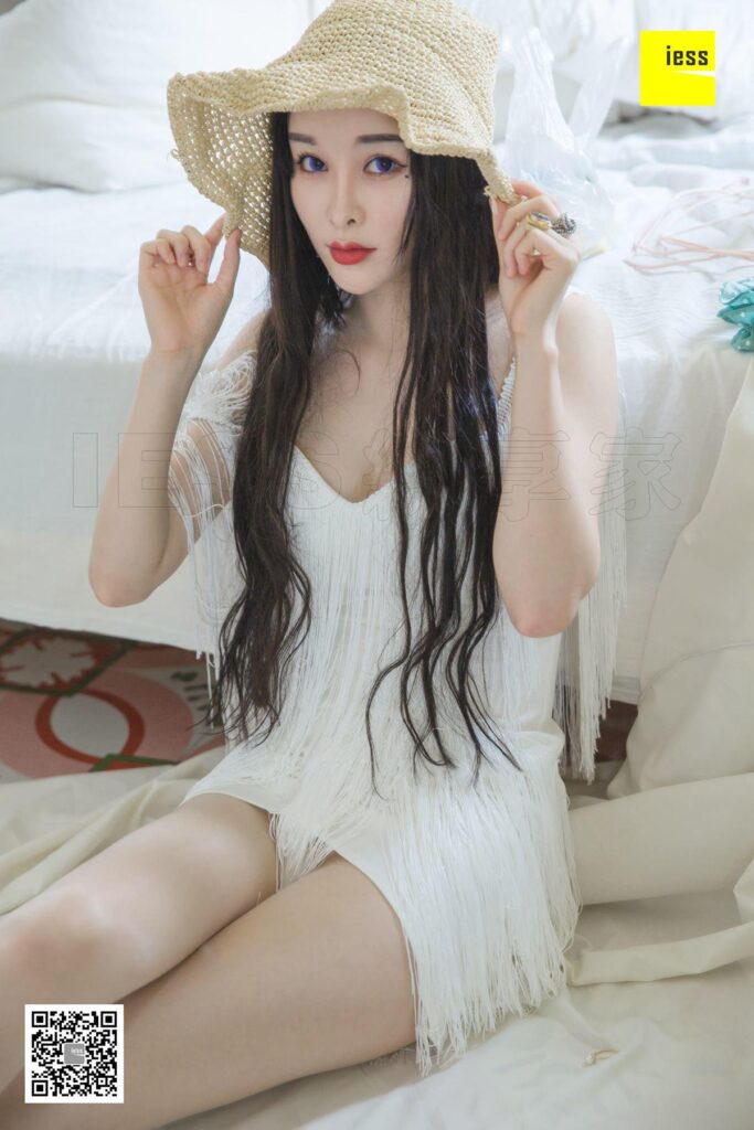 [IESS异思趣向] 2018.11.30 丝享家371：《梦梦的梦幻魔镜》梦梦 [90P/28.3MB]插图2