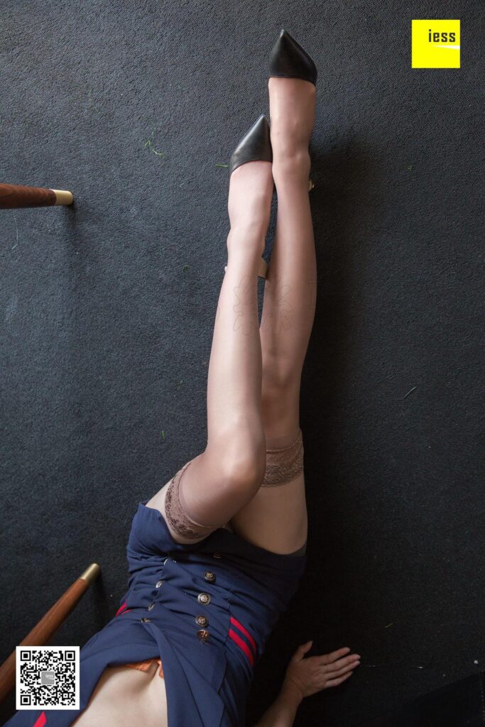 [IESS异思趣向] 2019.01.15 丝享家402：《秋姐的双层袜子》秋秋 [81P/42.4MB]插图2