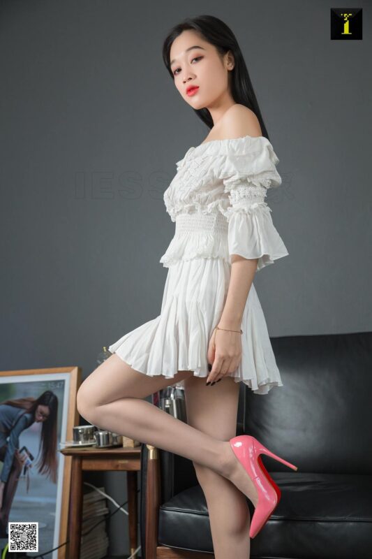 [IESS异思趣向] 2019.07.05 丝享家522：《可乐的少女系高跟》可乐 [87P/31MB]-无料摄影圈