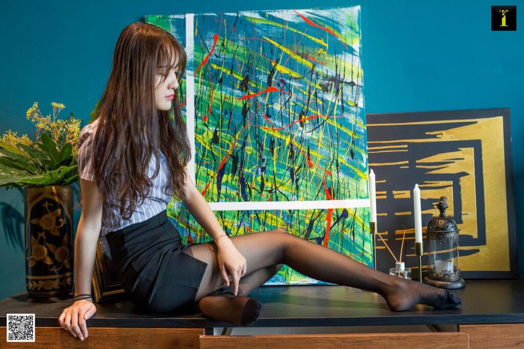 [IESS异思趣向] 2019.09.19 丝享家575：婉萍《婉萍的小忧郁》[92P/44MB]插图1