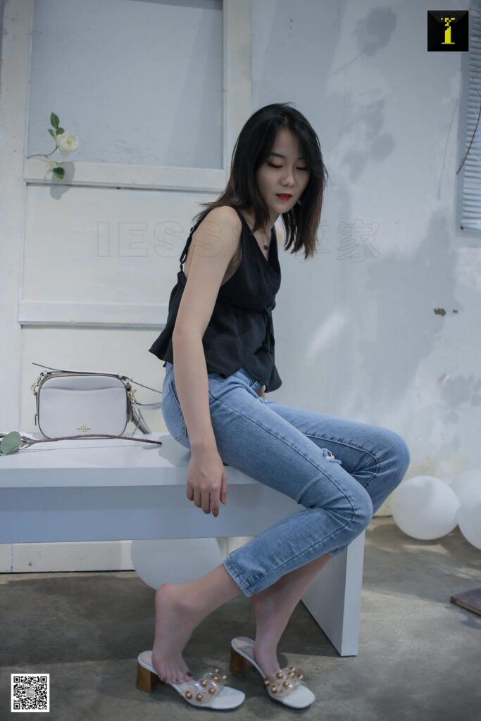 [IESS异思趣向] 2019.09.20 丝享家576：云芝《日常版牛仔裤里丝》[84P/23MB]插图3