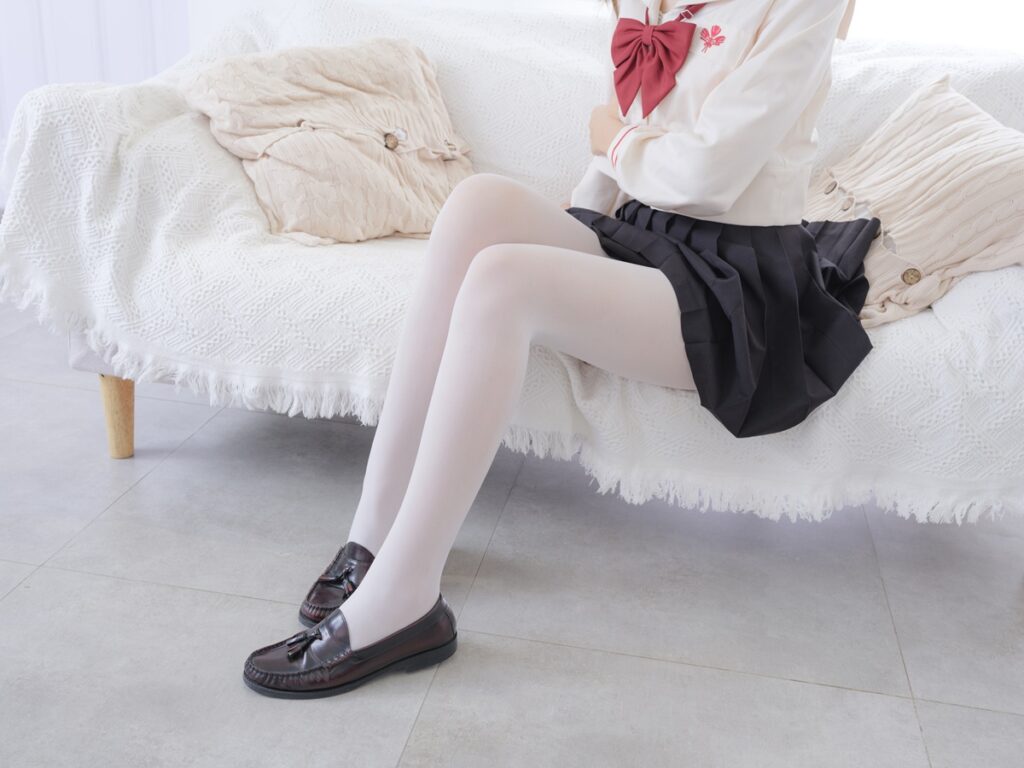 森萝财团写真 蜃楼 01E4K[101P/1V/6.50GB]插图2