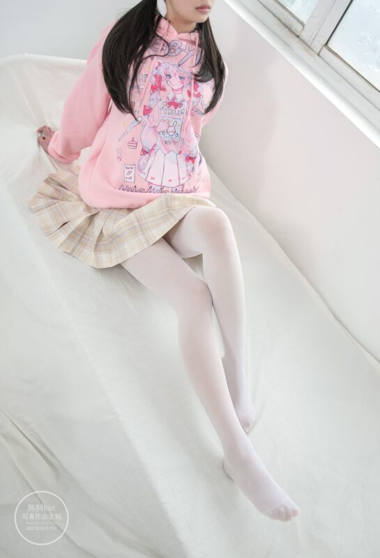 森萝财团 有料 NO.025 出镜：雪糕[51P/1V/832MB]-无料摄影圈