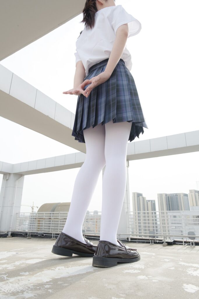 森萝财团写真 – 月下-02 [102P/1V/1.18GB]插图1