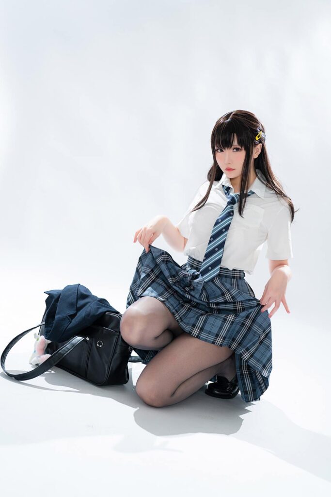 Coser小姐姐星之迟迟 VOL.77- 滴水JK [100P/252MB]插图1