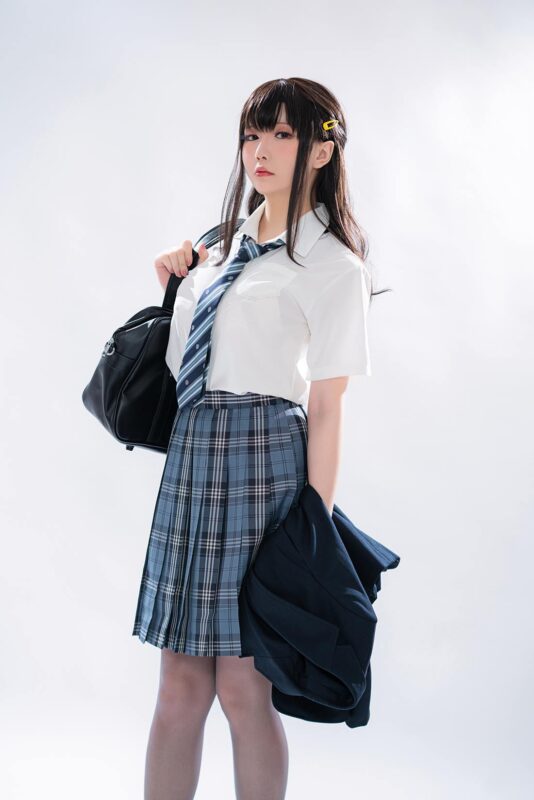 Coser小姐姐星之迟迟 VOL.77- 滴水JK [100P/252MB]-无料摄影圈