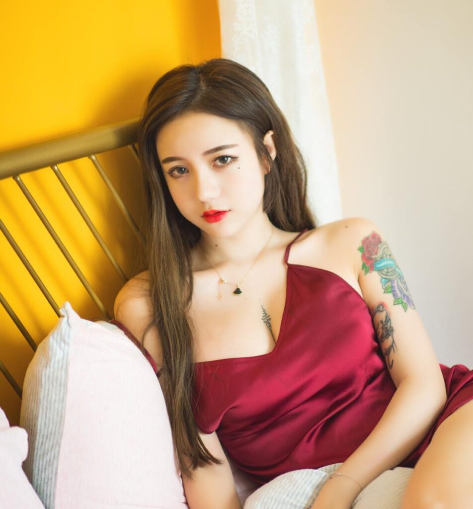 洛丽塔大哥 003 吊带睡衣插图3