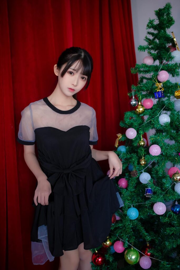 Coser鳗鱼霏儿 NO.011 加藤惠 礼服 [13P/107MB]插图3