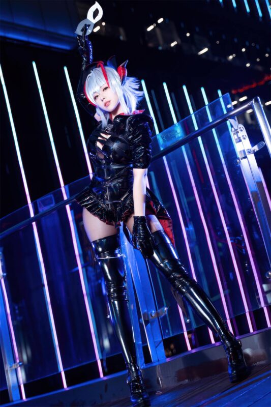 虎森森 NO.046 - 明日方舟 W 怪盗[30P/325MB]-无料摄影圈