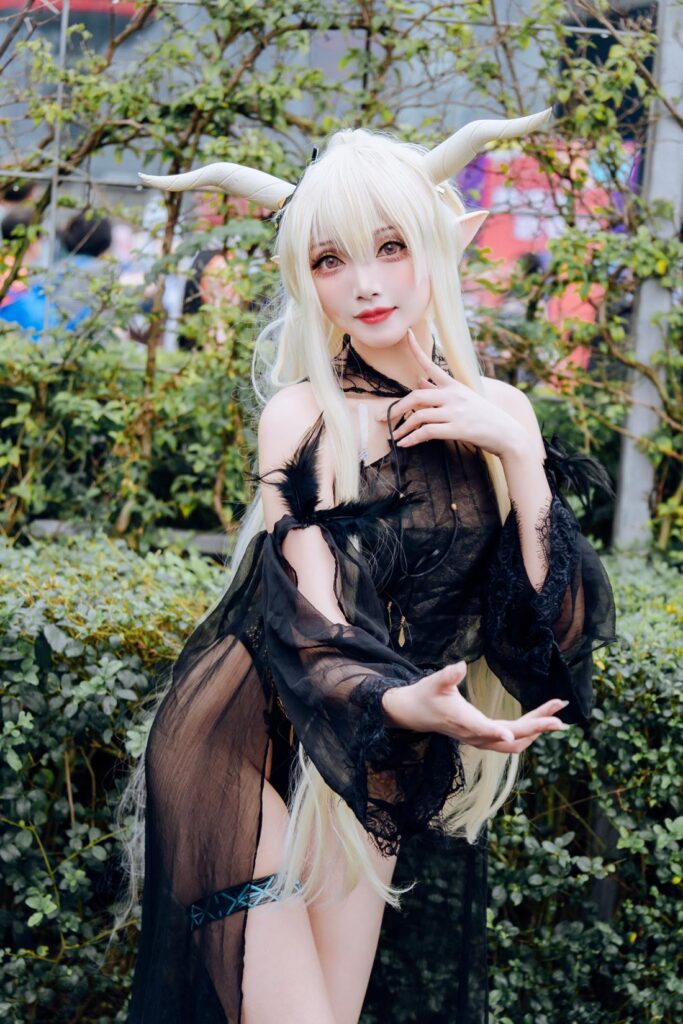 凰儿 NO.003 – 闪灵泳装[14P/63MB]插图2