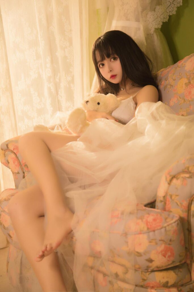 大眼萌妹黑猫猫OvO – 少女写真 [26P/229MB]插图1