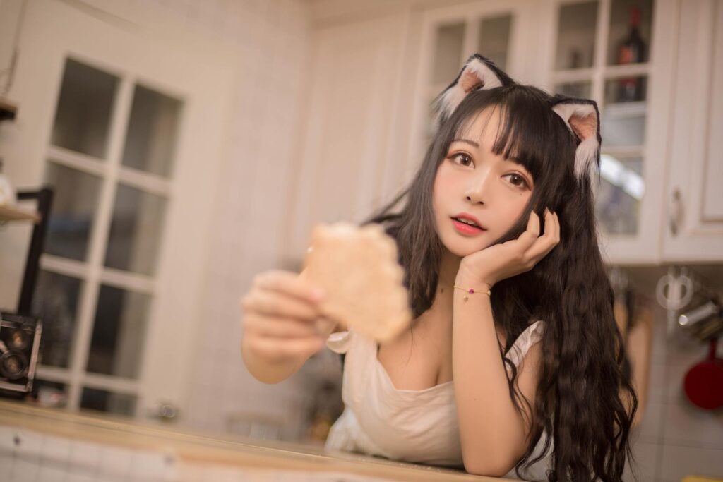 大眼萌妹黑猫猫OvO – 厨房 [11P/74MB]插图2