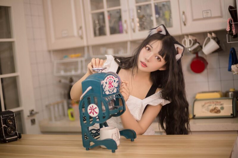 大眼萌妹黑猫猫OvO – 厨房 [11P/74MB]-无料摄影圈