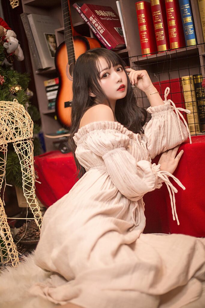 大眼萌妹黑猫猫OvO – 圣诞 [14P/119MB]插图1