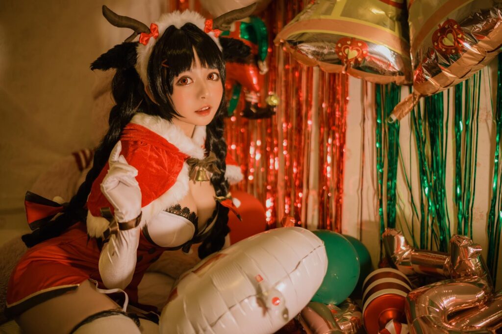 大眼萌妹黑猫猫OvO – 大潮圣诞 [16P/415MB]插图3