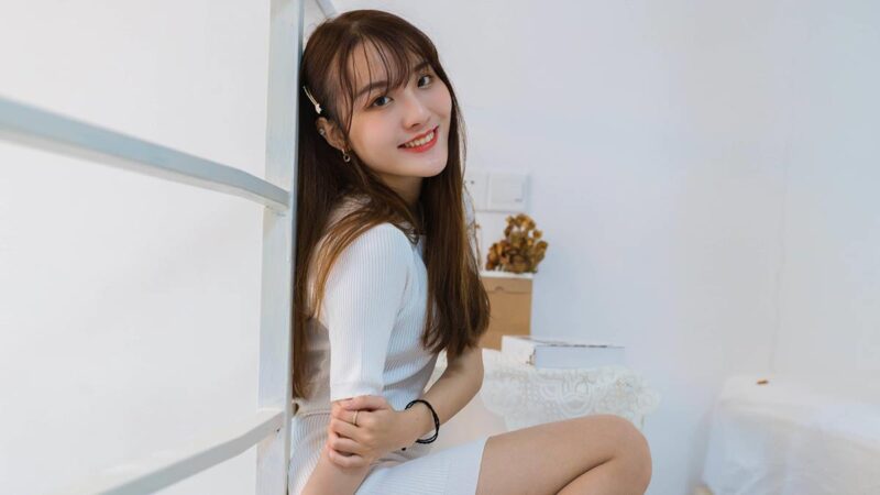 [IESS异思趣向] 2021.05.12 丝享家 801：婉苹《自愈系白色玫瑰》[89P/97MB]-无料摄影圈