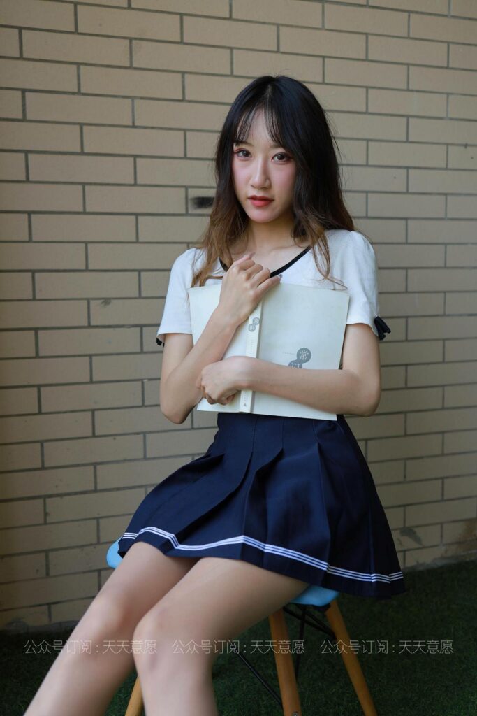 [IESS异思趣向] 2021.06.05 丝享家 823：怡怡《长腿少女 新人报道》[91P/174MB]插图3