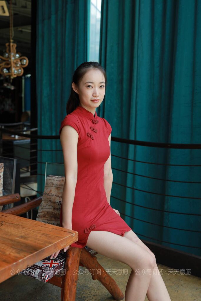 [IESS异思趣向] 2021.06.10 丝享家 828：小高《自古红颜多美腿》[81P/104MB]插图2